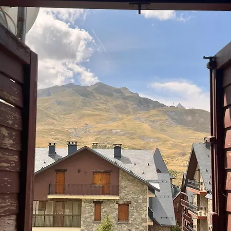 Increibles Vistas En El Corazon De - Esquia Sin Llaves Formigal